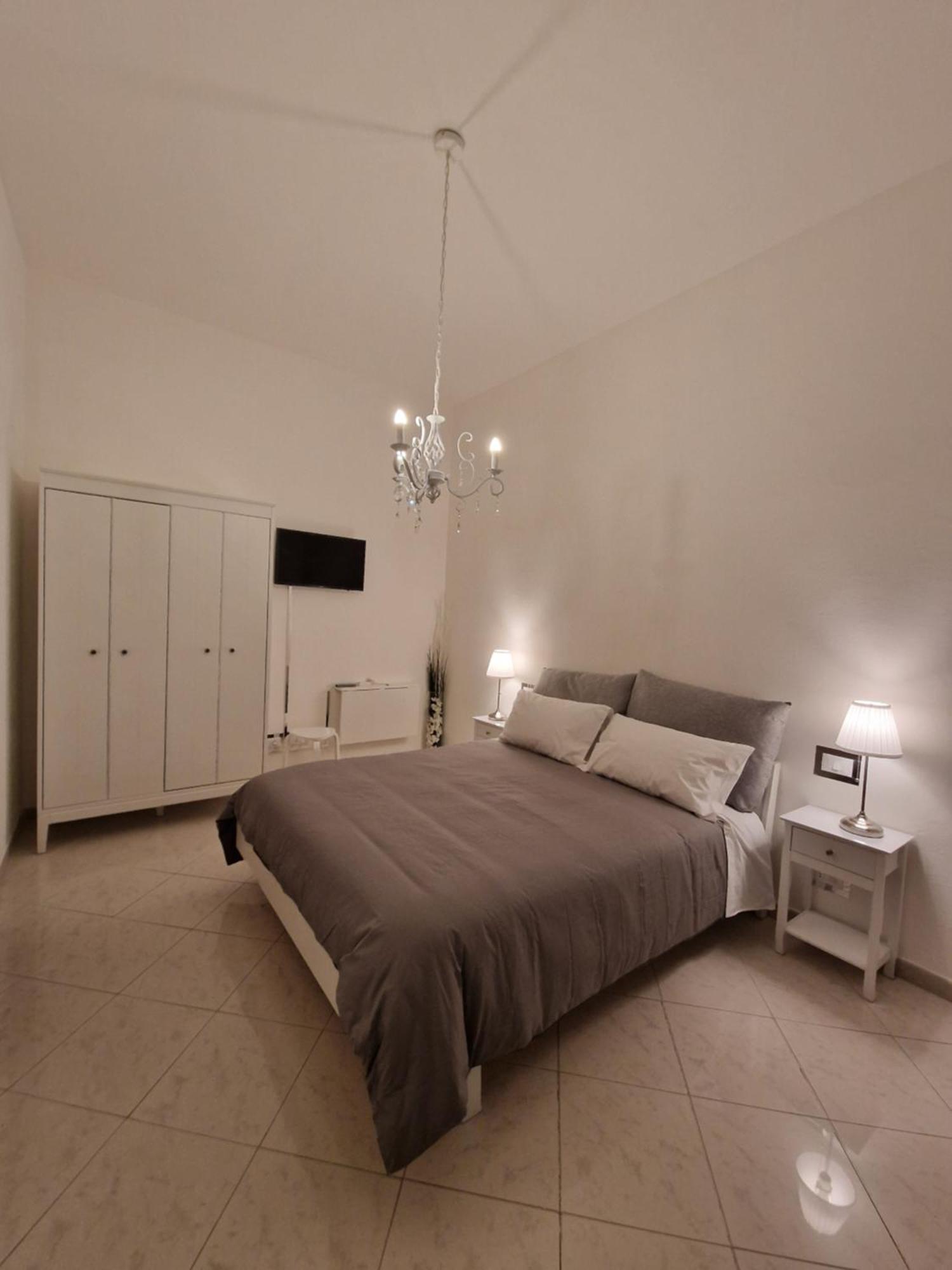 Cinzia'S House Of Mirrors Διαμέρισμα Πίζα Εξωτερικό φωτογραφία