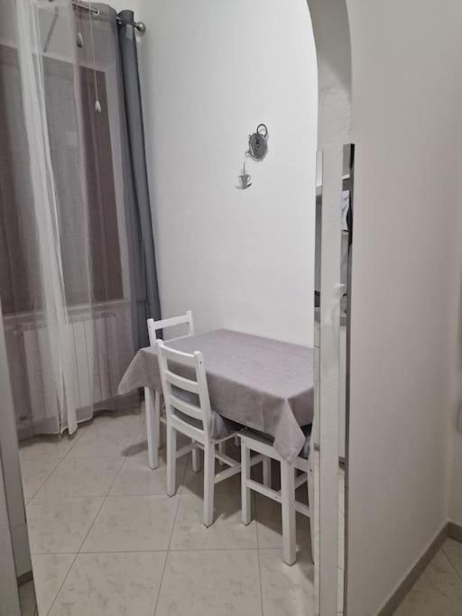 Cinzia'S House Of Mirrors Διαμέρισμα Πίζα Εξωτερικό φωτογραφία