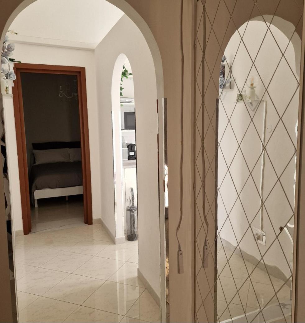 Cinzia'S House Of Mirrors Διαμέρισμα Πίζα Εξωτερικό φωτογραφία